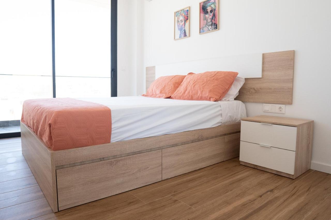 3 Bdr Aprt, Best Seaview, Rooftop Pool - Lcgr Πράγια Εξωτερικό φωτογραφία