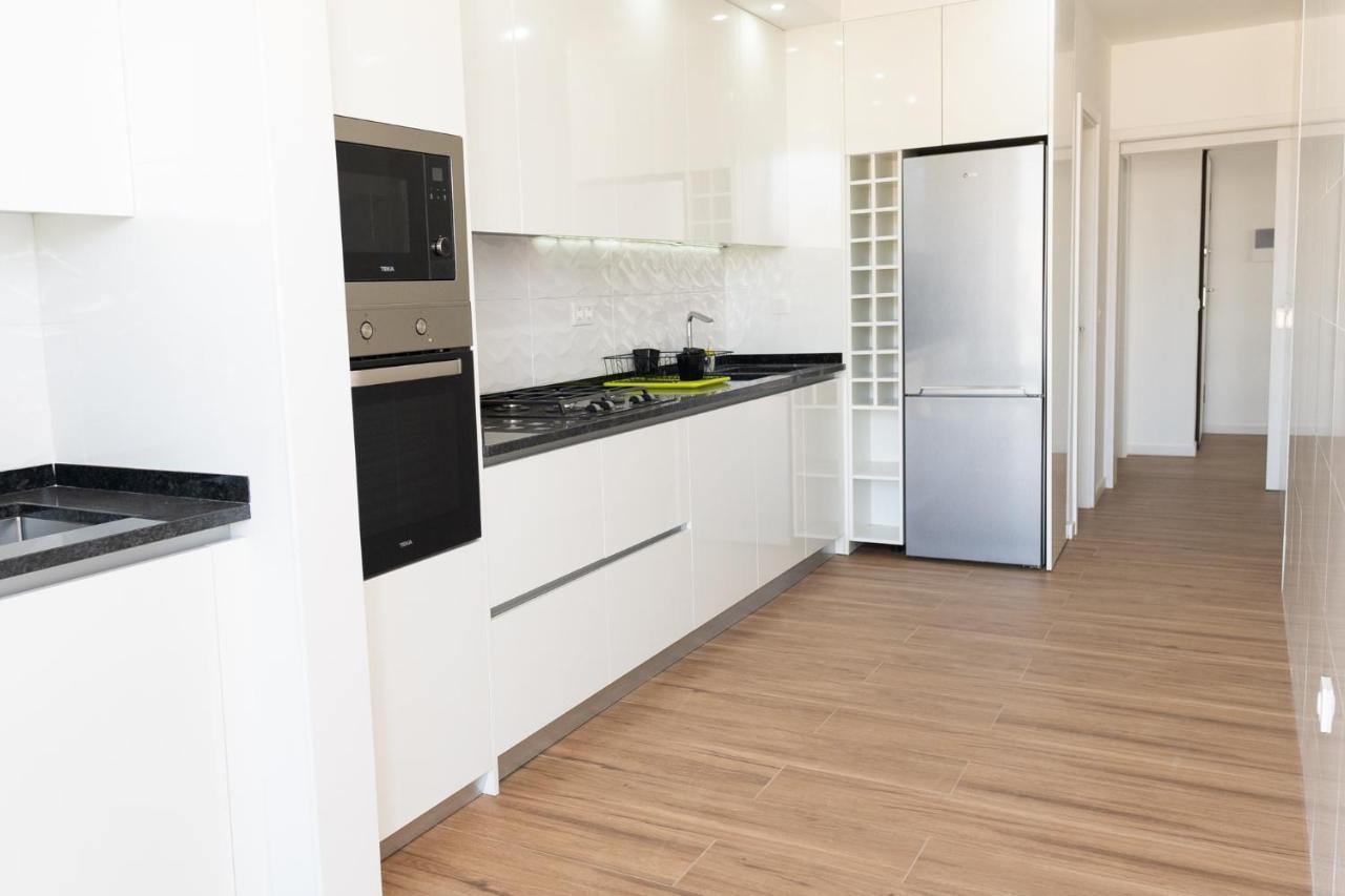 3 Bdr Aprt, Best Seaview, Rooftop Pool - Lcgr Πράγια Εξωτερικό φωτογραφία