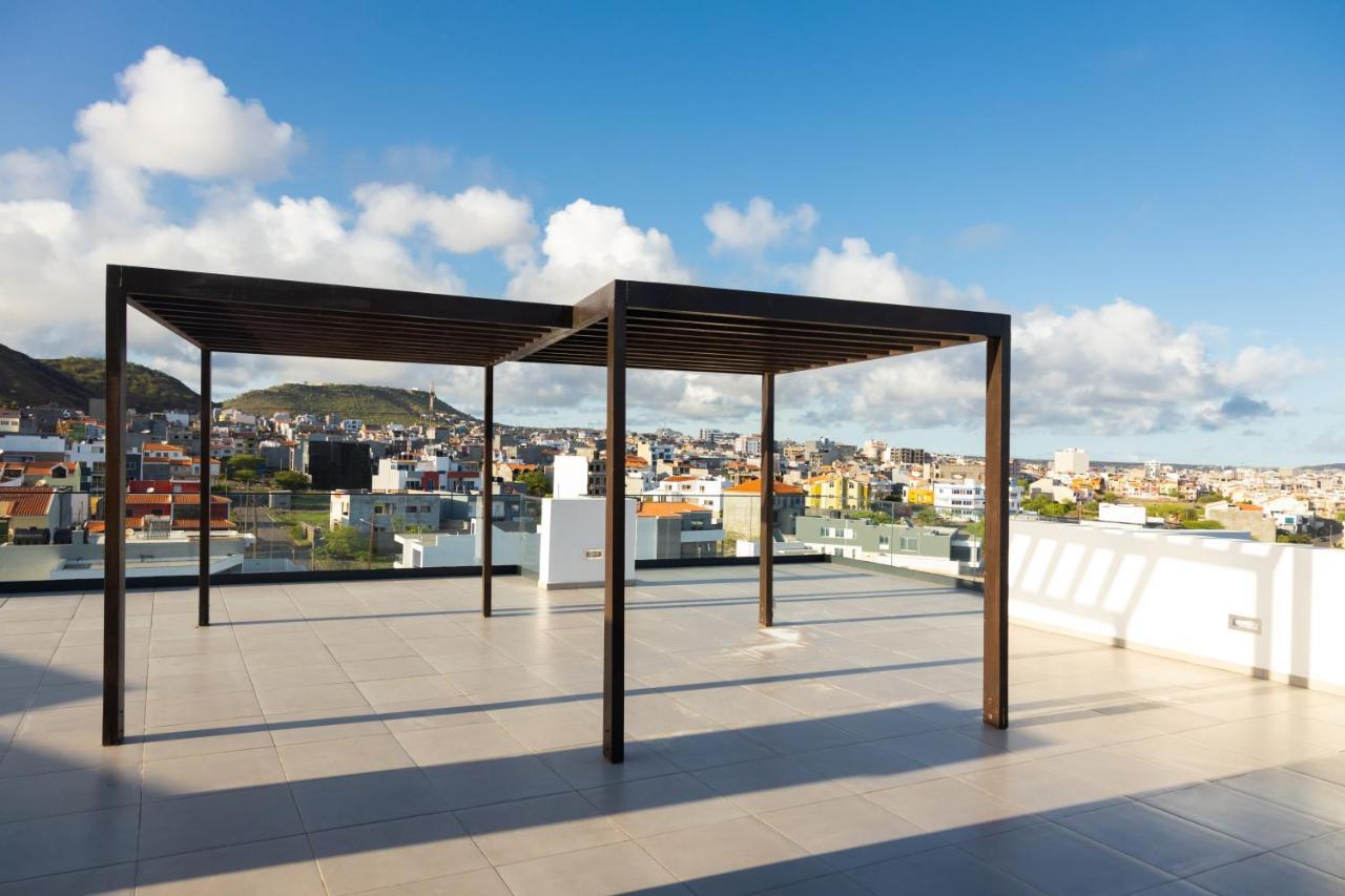3 Bdr Aprt, Best Seaview, Rooftop Pool - Lcgr Πράγια Εξωτερικό φωτογραφία